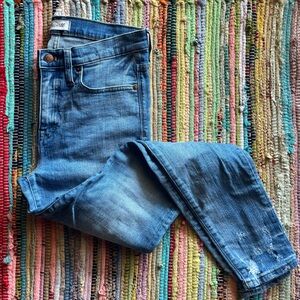 Madewell | Size 29 9” high-rise distressed skinny jeans, like new condition